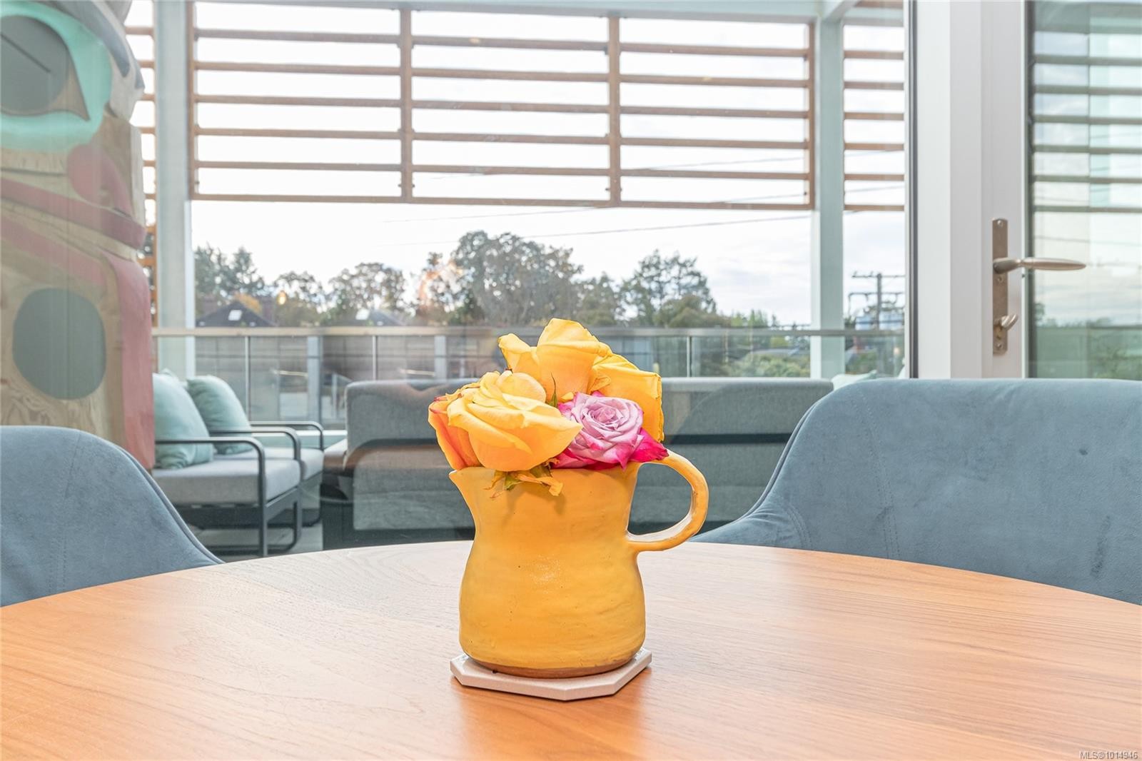 209-1916 Oak Bay Ave, Victoria, BC - Indoor