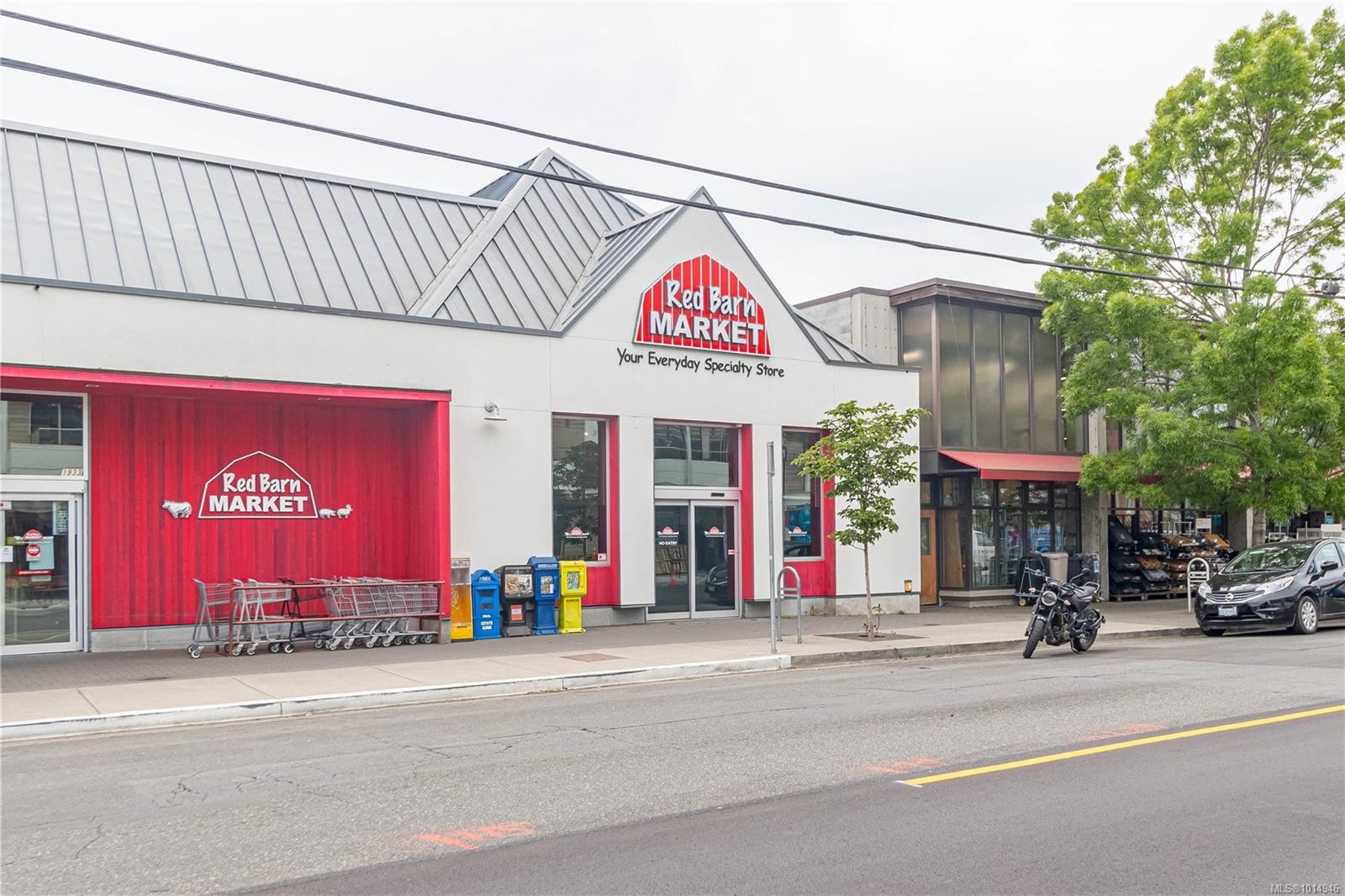 209-1916 Oak Bay Ave, Victoria, BC - Outdoor