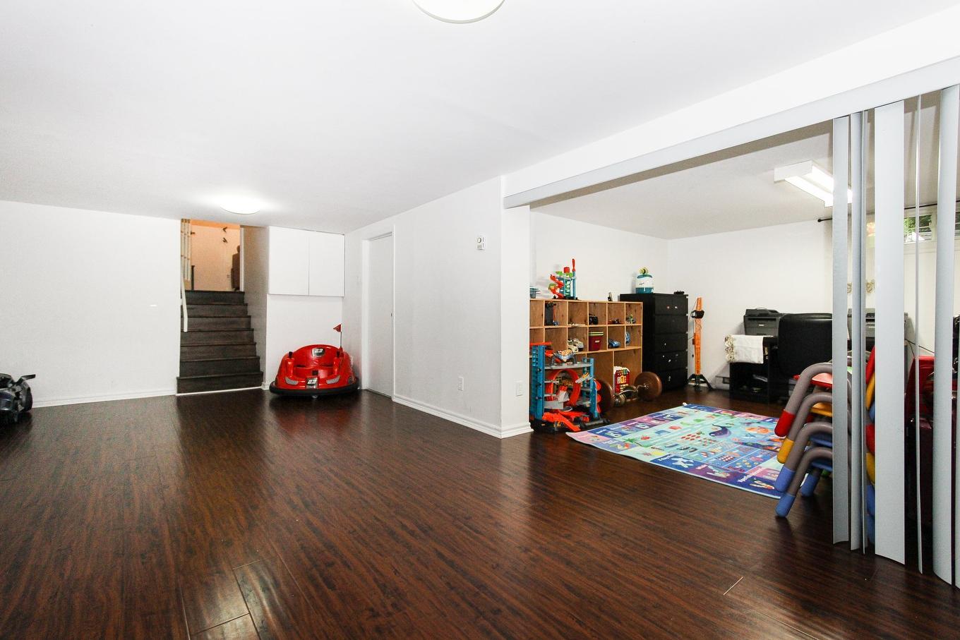 Salle familiale - 3279 Rue Léon-Brisebois, Montréal (L'Île-Bizard/Sainte-Geneviève), QC - Indoor