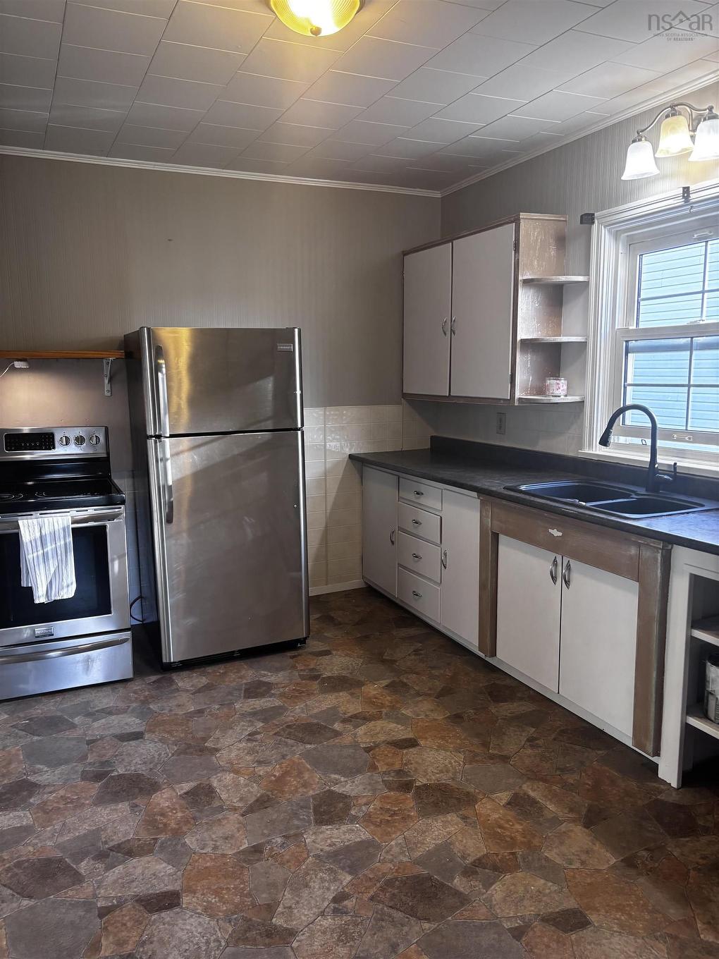 503 Macdonald Street, New Glasgow, NS