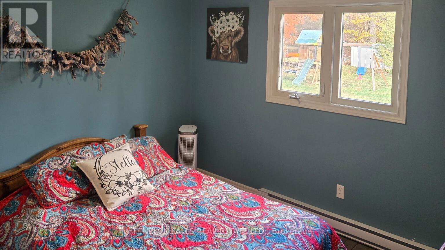 117 Echo Bay Road, Kawartha Lakes (Bobcaygeon), ON - Indoor Photo Showing Bedroom