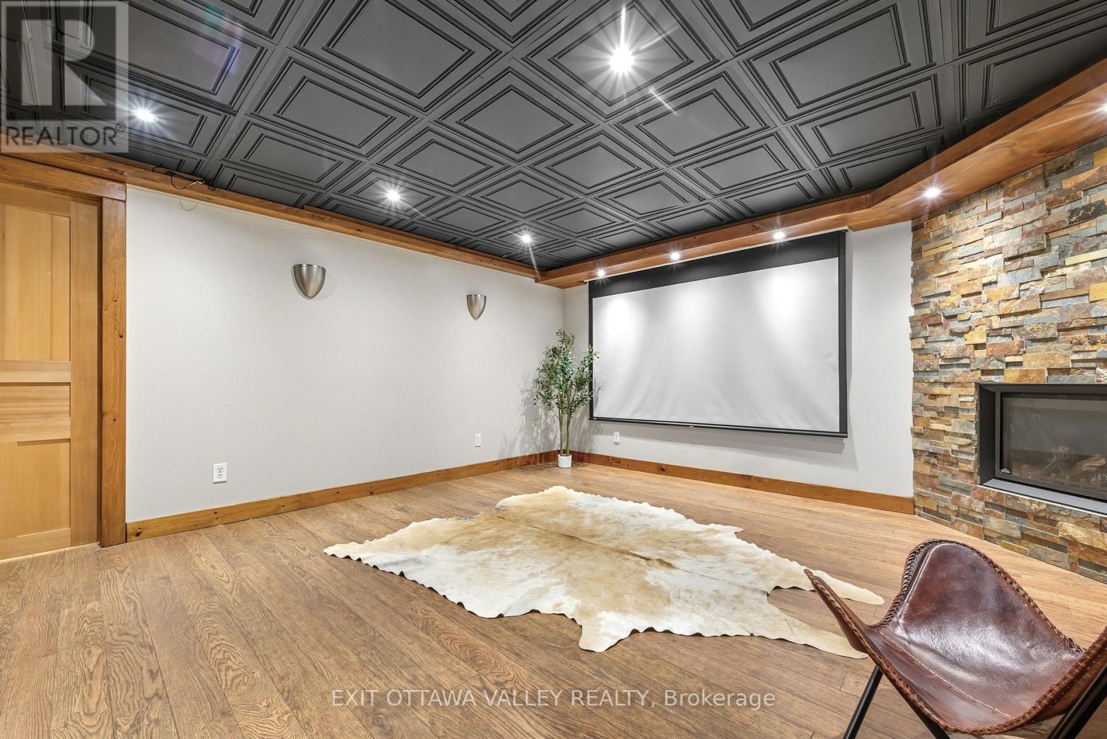 36 Thomas Street, Deep River, ON - Indoor Photo Showing Other Room With Fireplace
