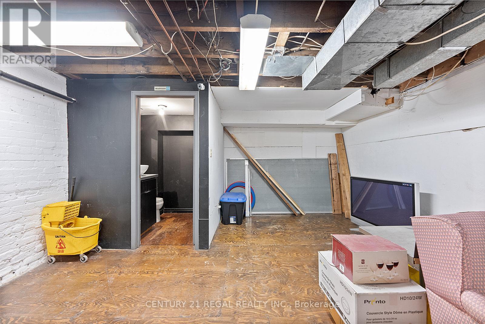 1664 Queen Street W, Toronto, ON