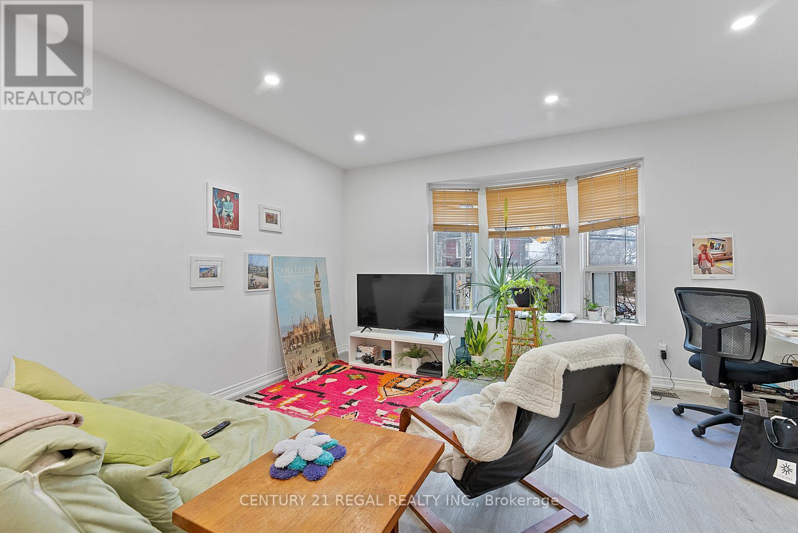 1664 Queen Street W, Toronto, ON