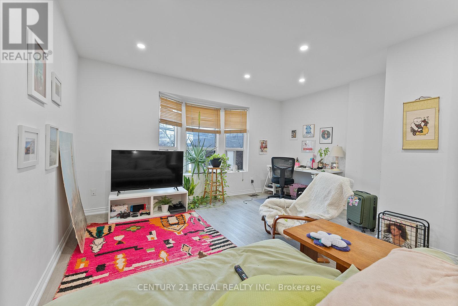 1664 Queen Street W, Toronto, ON