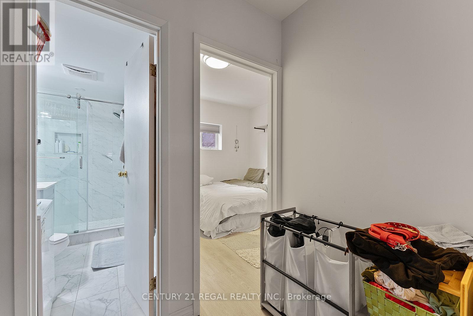 1664 Queen Street W, Toronto, ON