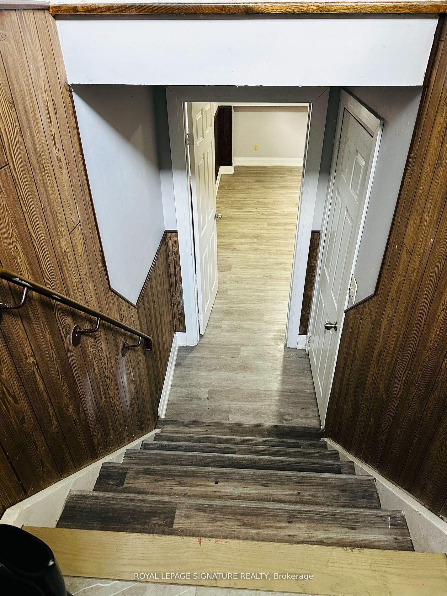 827 Stainton Drive, Mississauga, ON