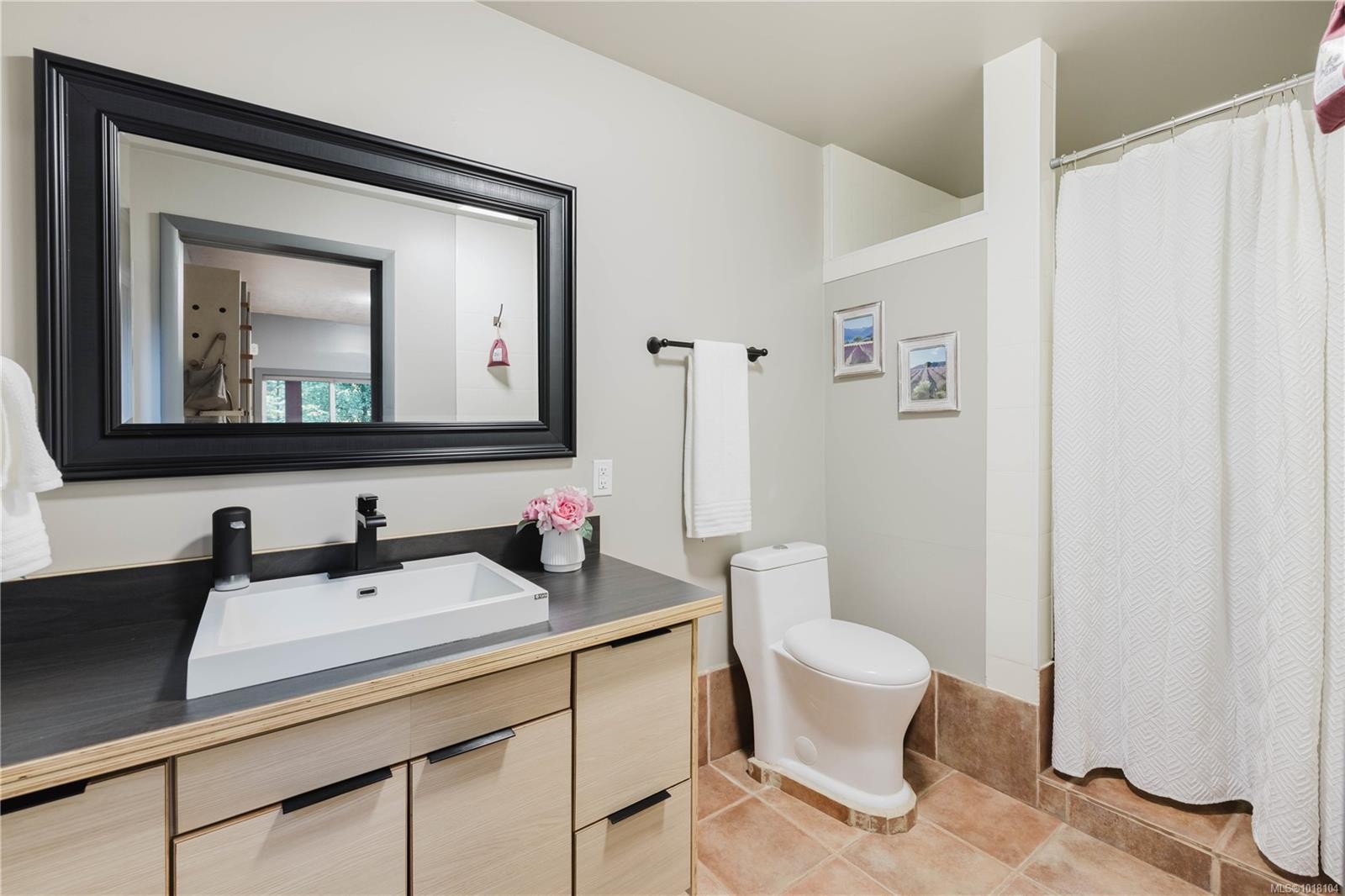 3778 Kingburne Dr, Cobble Hill, BC