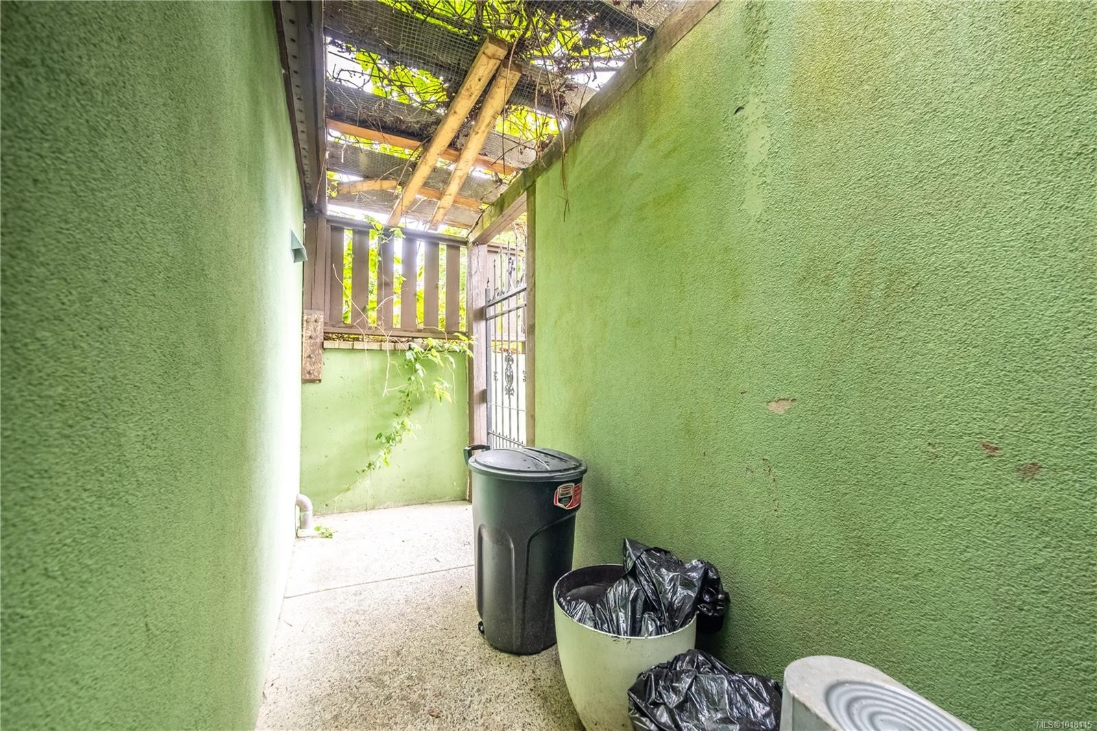 77 & 85 Skinner St, Nanaimo, BC