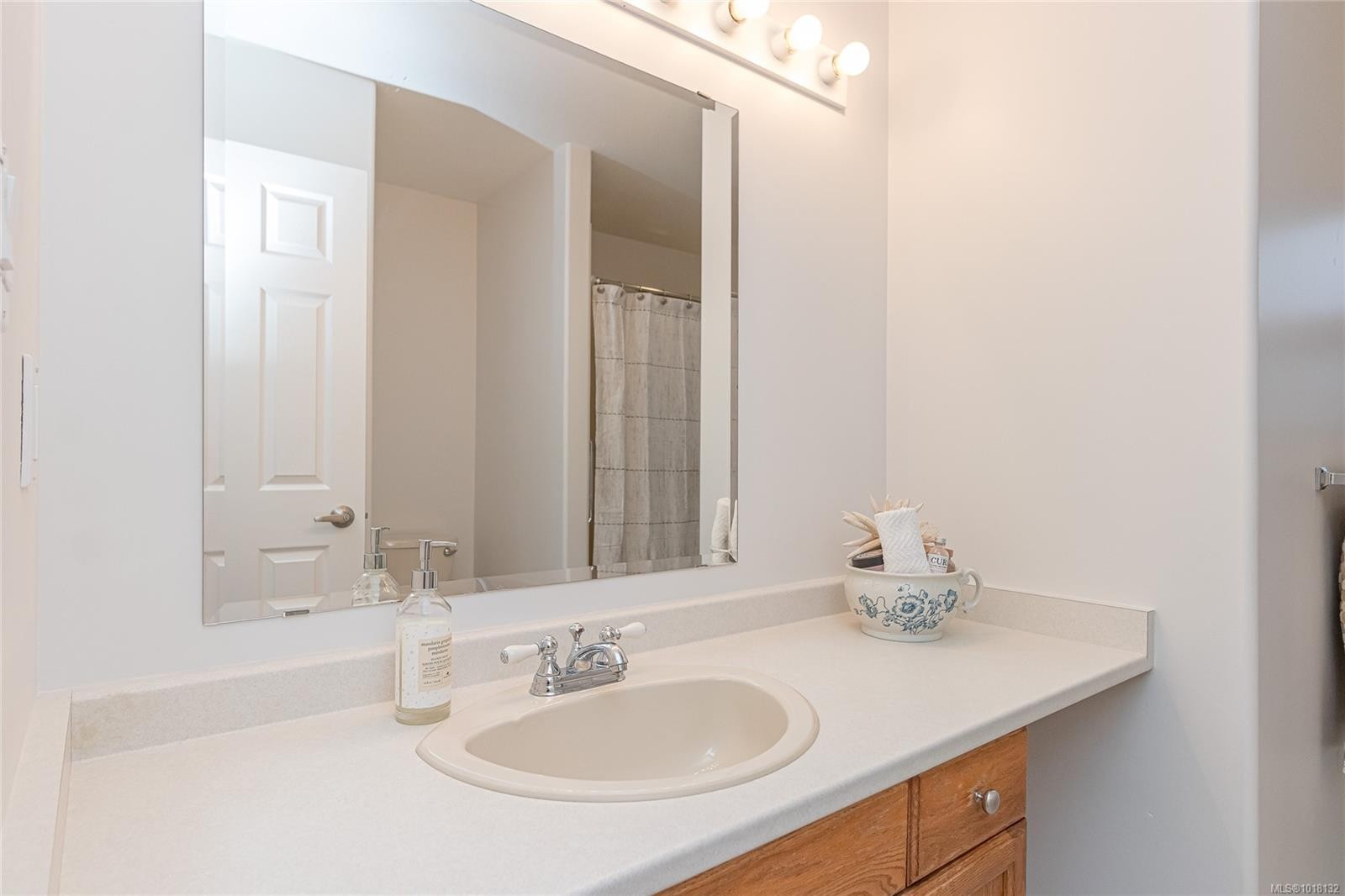 621 Wallace Pl, Ladysmith, BC