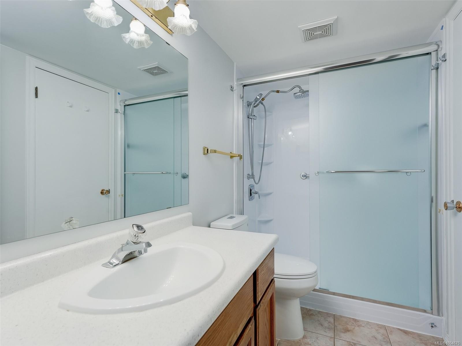 1335 Rudlin St, Victoria, BC