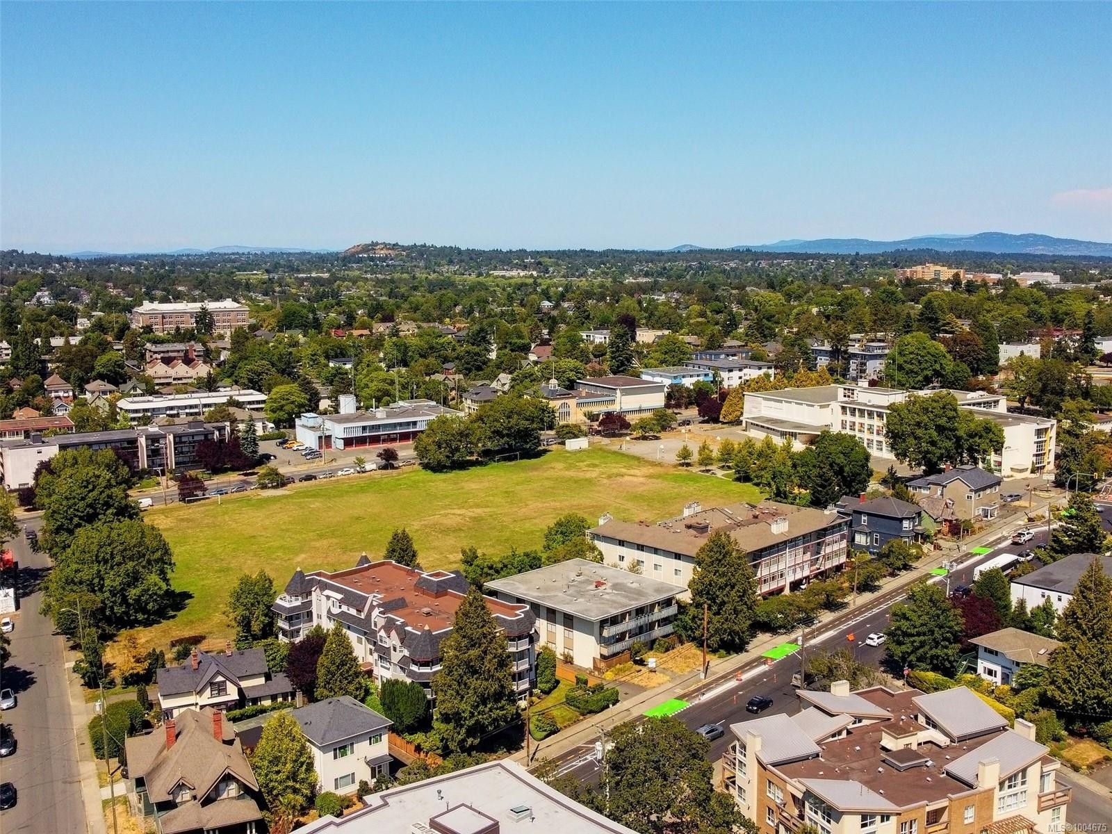 1335 Rudlin St, Victoria, BC