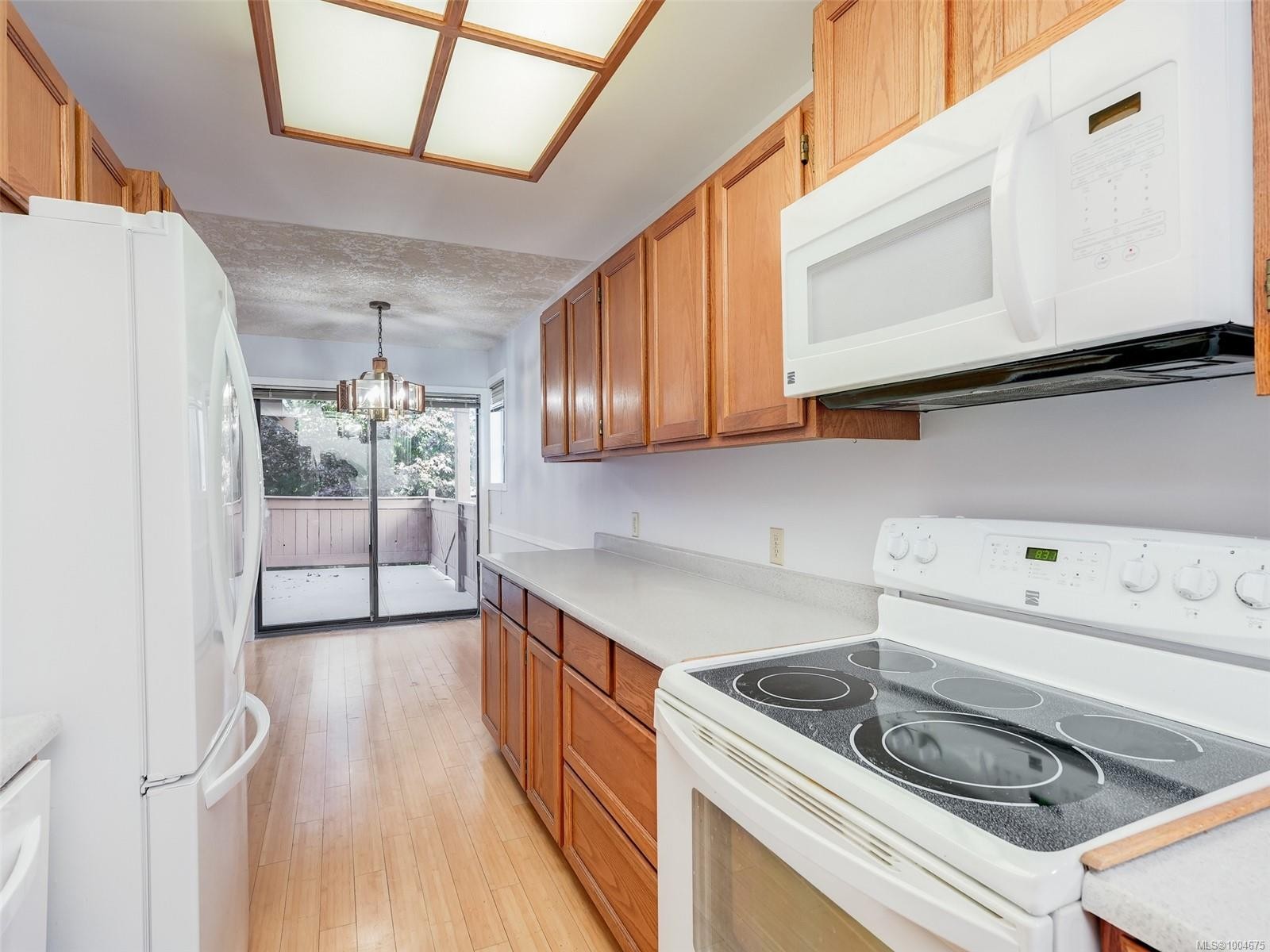 1335 Rudlin St, Victoria, BC