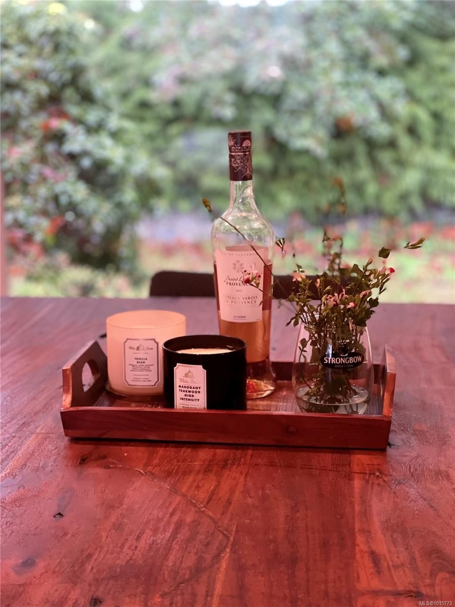 2559 Bermuda Pl, Saanich, BC