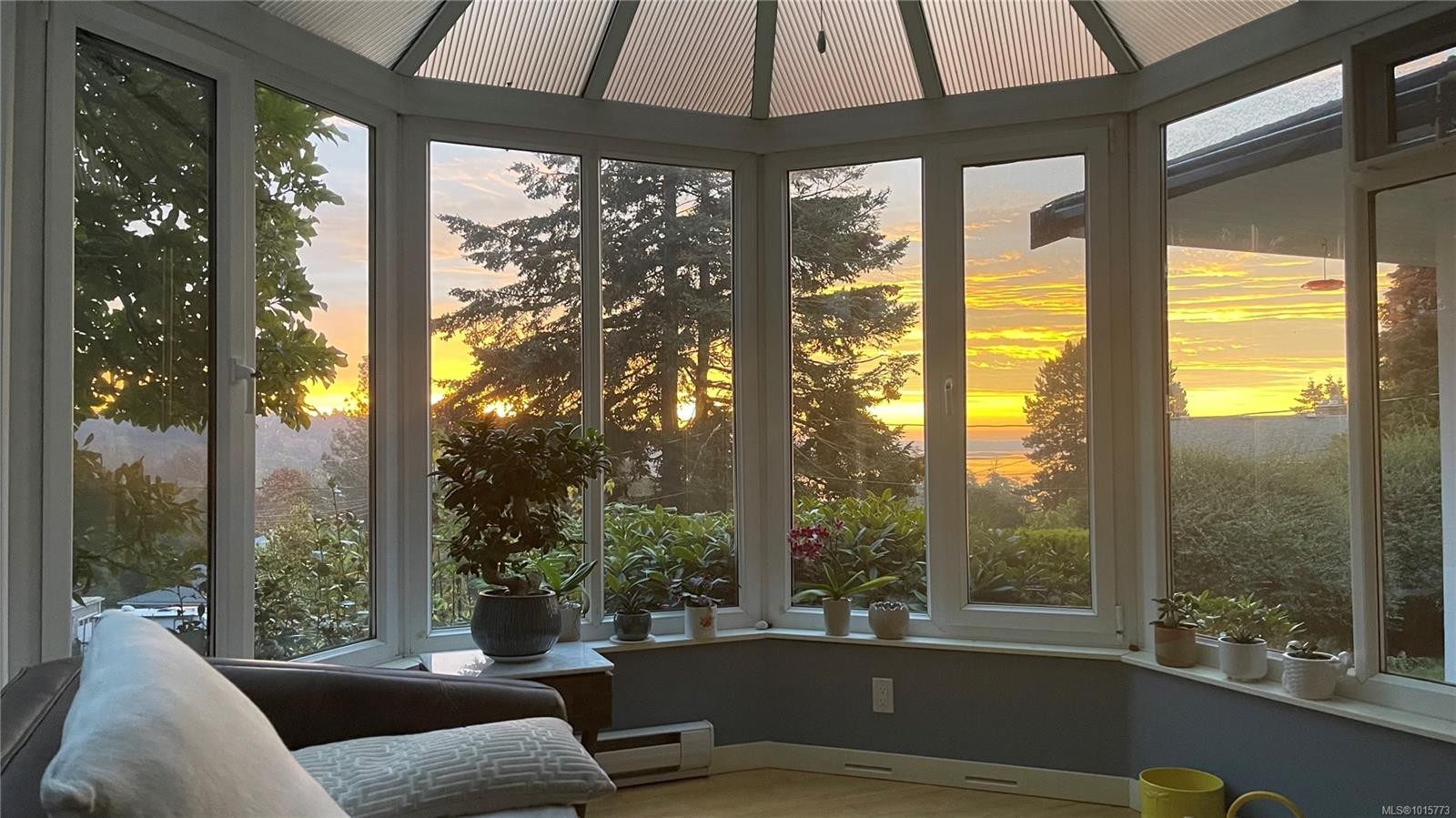 2559 Bermuda Pl, Saanich, BC