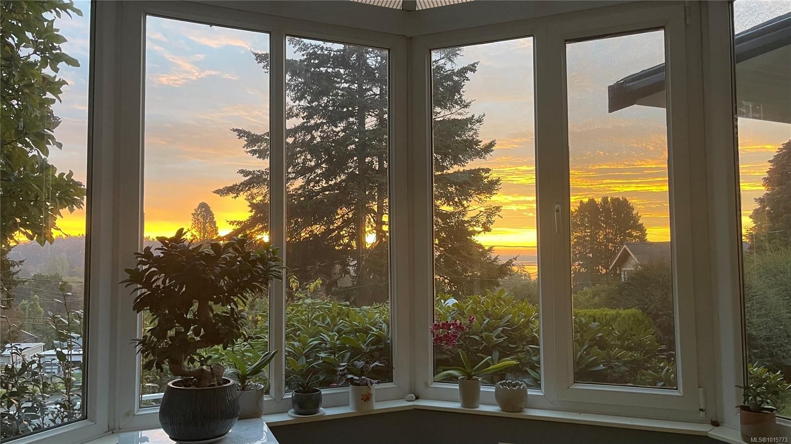 2559 Bermuda Pl, Saanich, BC