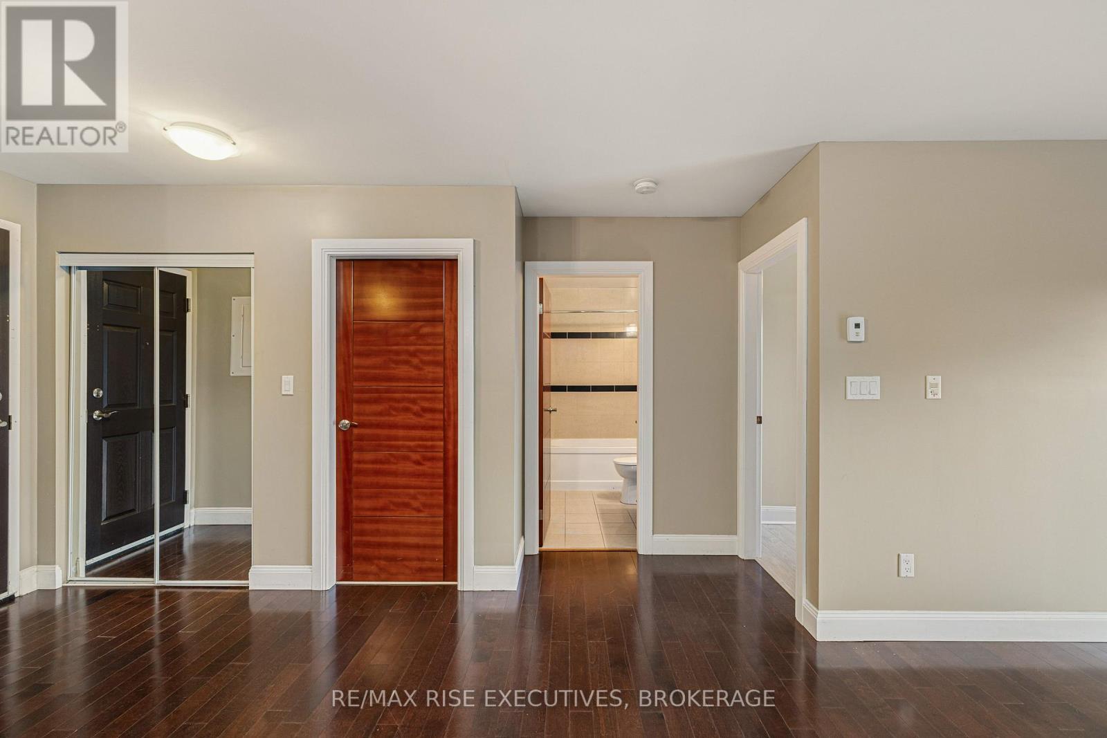 405 - 539 Armstrong Road, Kingston (East Gardiners Rd), ON - Indoor Photo Showing Other Room