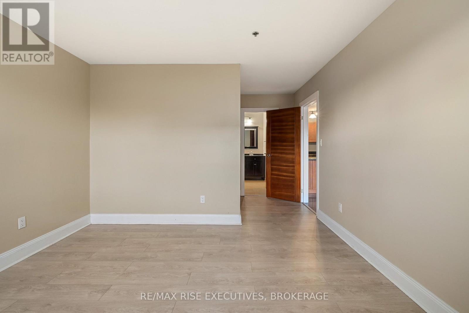 405 - 539 Armstrong Road, Kingston (East Gardiners Rd), ON - Indoor Photo Showing Other Room