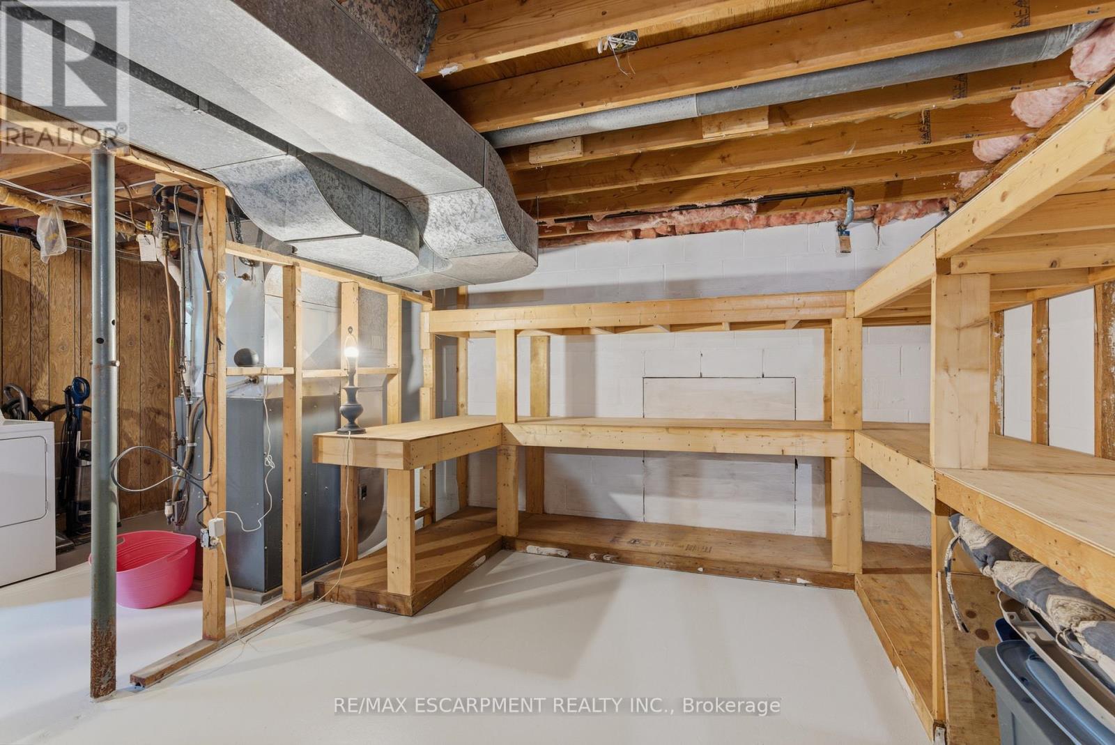 62 Oswego Park Road, Haldimand, ON - Indoor Photo Showing Basement