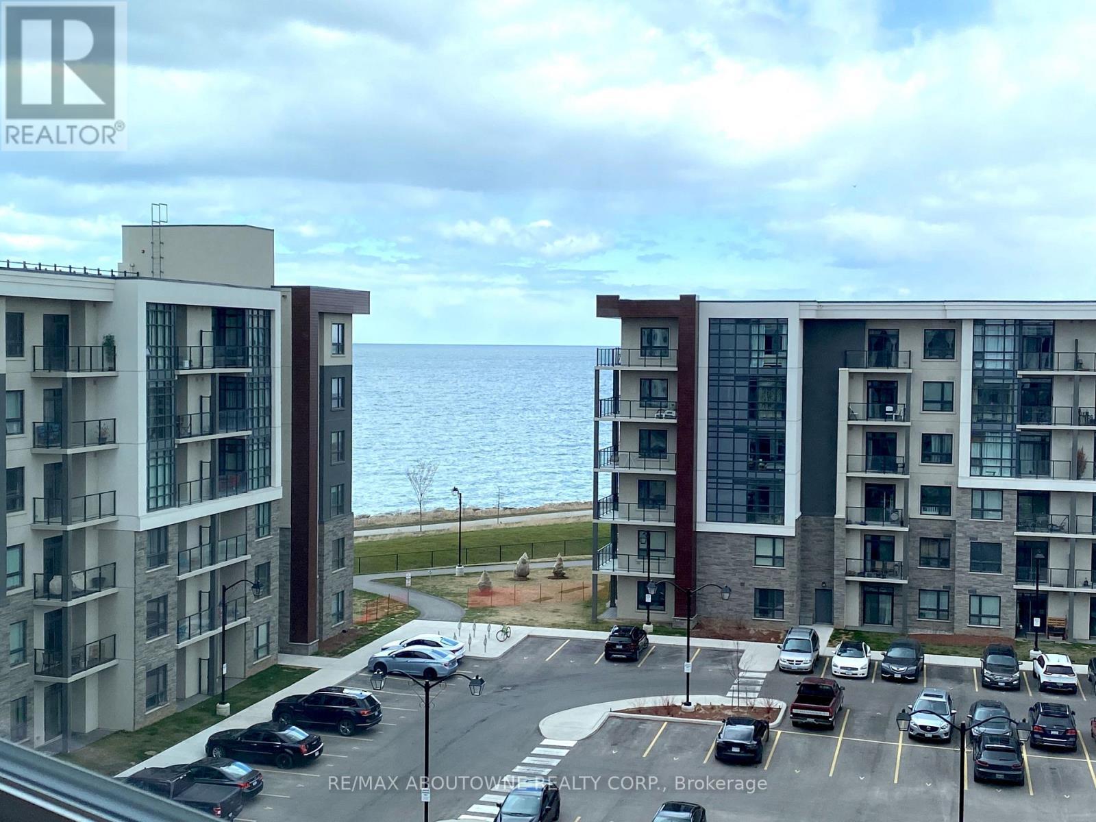 606 - 125 Shoreview Place, Hamilton, ON - Outdoor With Body Of Water