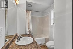 Full ensuite -