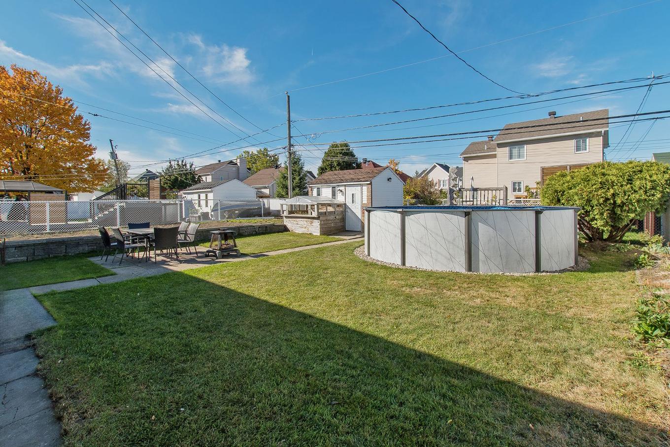 Cour - 968 Rue Le Gardeur, Mascouche, QC - Outdoor With Above Ground Pool