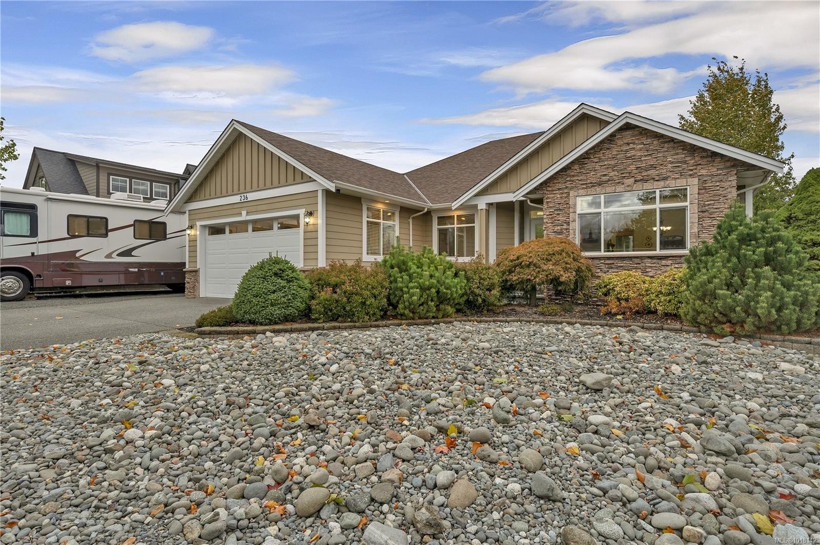 236 Virginia Dr, Campbell River, BC