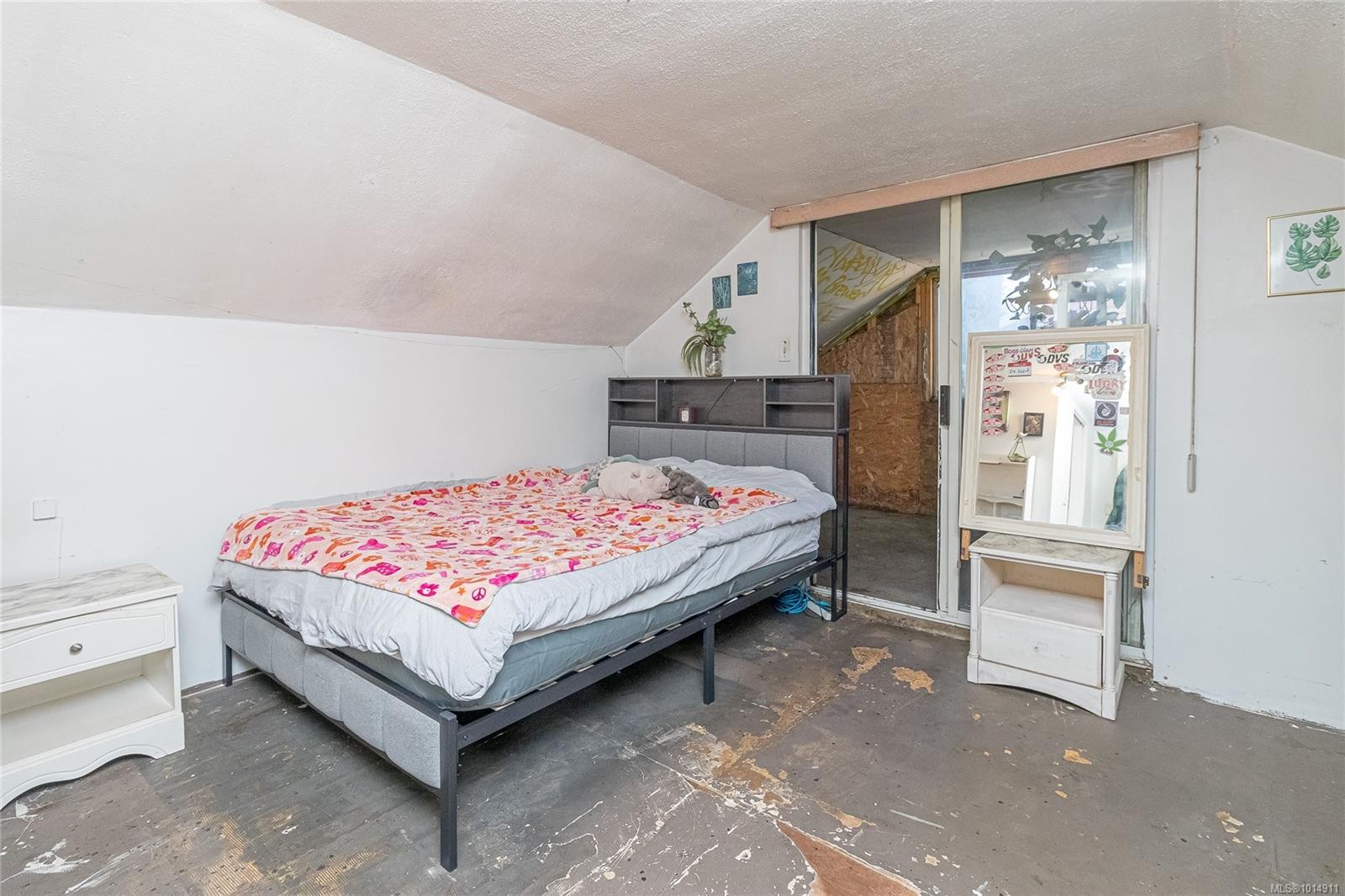 160 Comiaken Ave, Lake Cowichan, BC