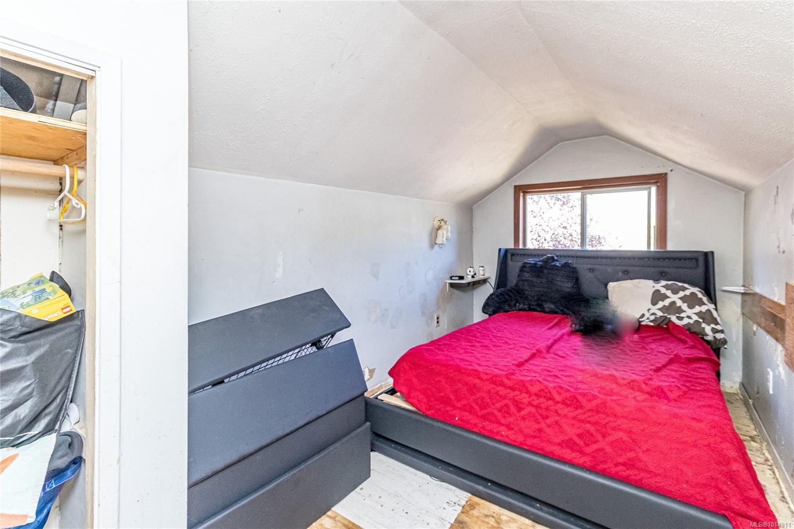 160 Comiaken Ave, Lake Cowichan, BC