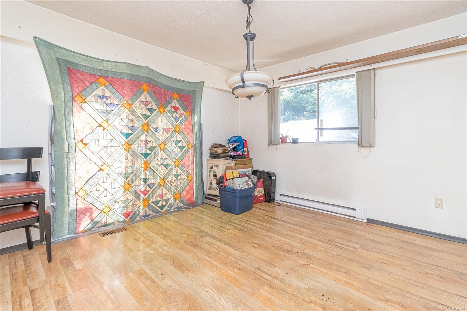 160 Comiaken Ave, Lake Cowichan, BC