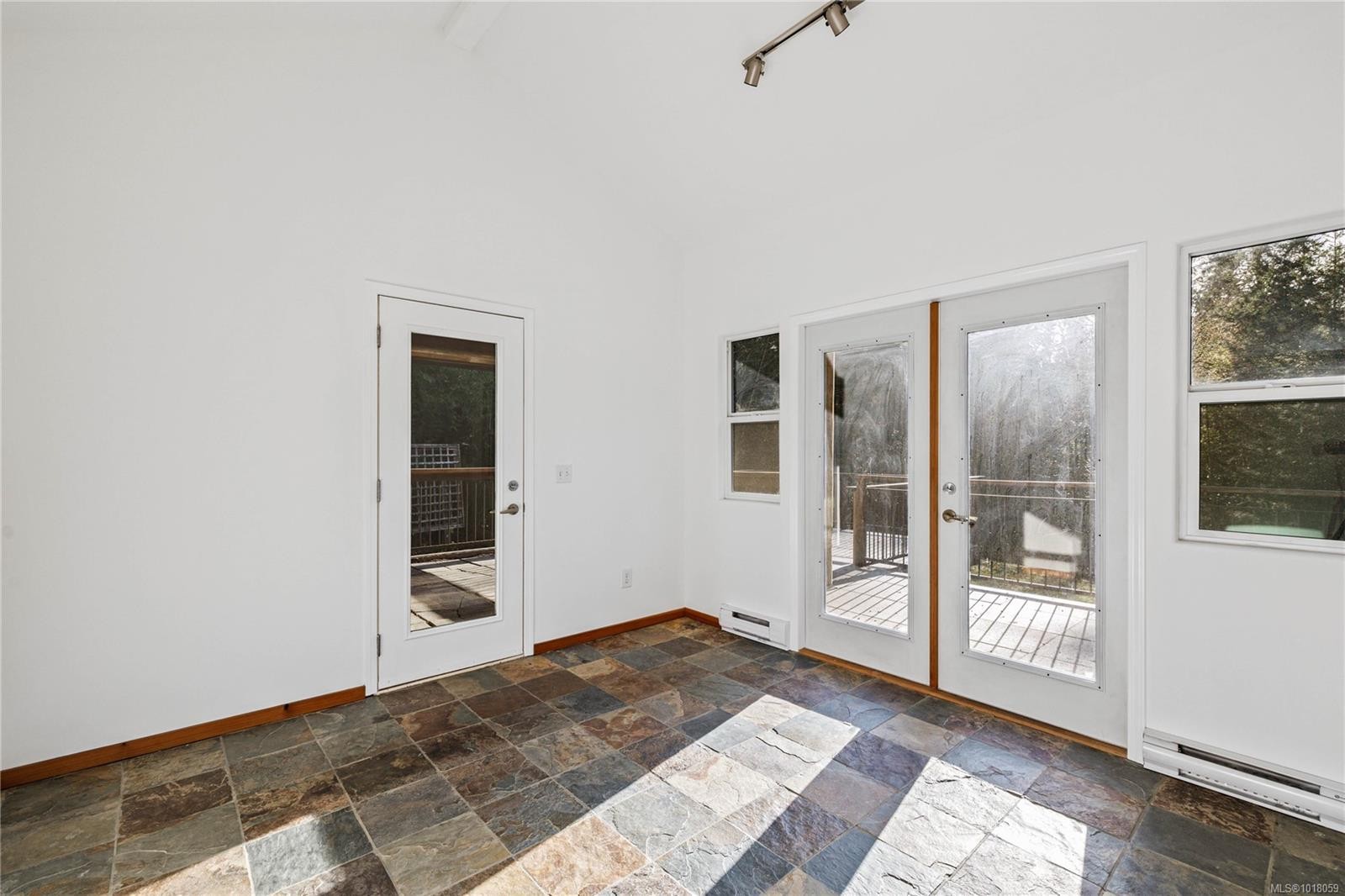 211 Long Harbour Rd, Salt Spring, BC