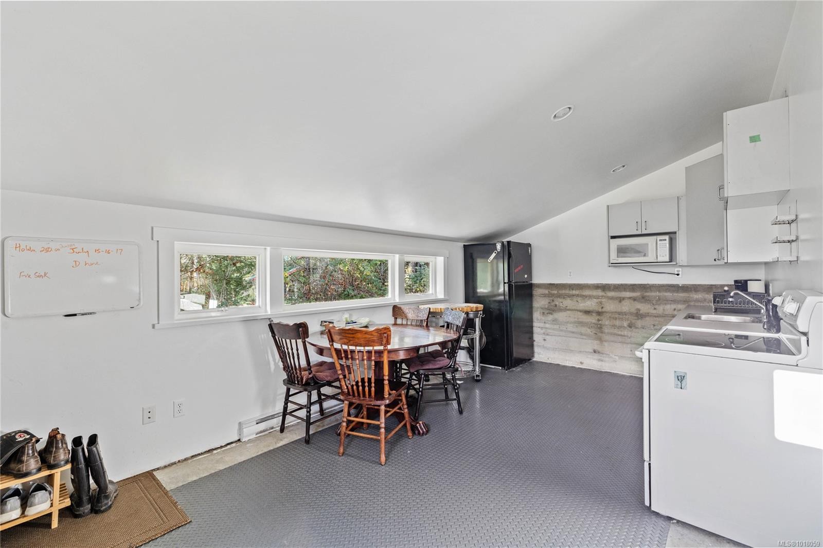 211 Long Harbour Rd, Salt Spring, BC