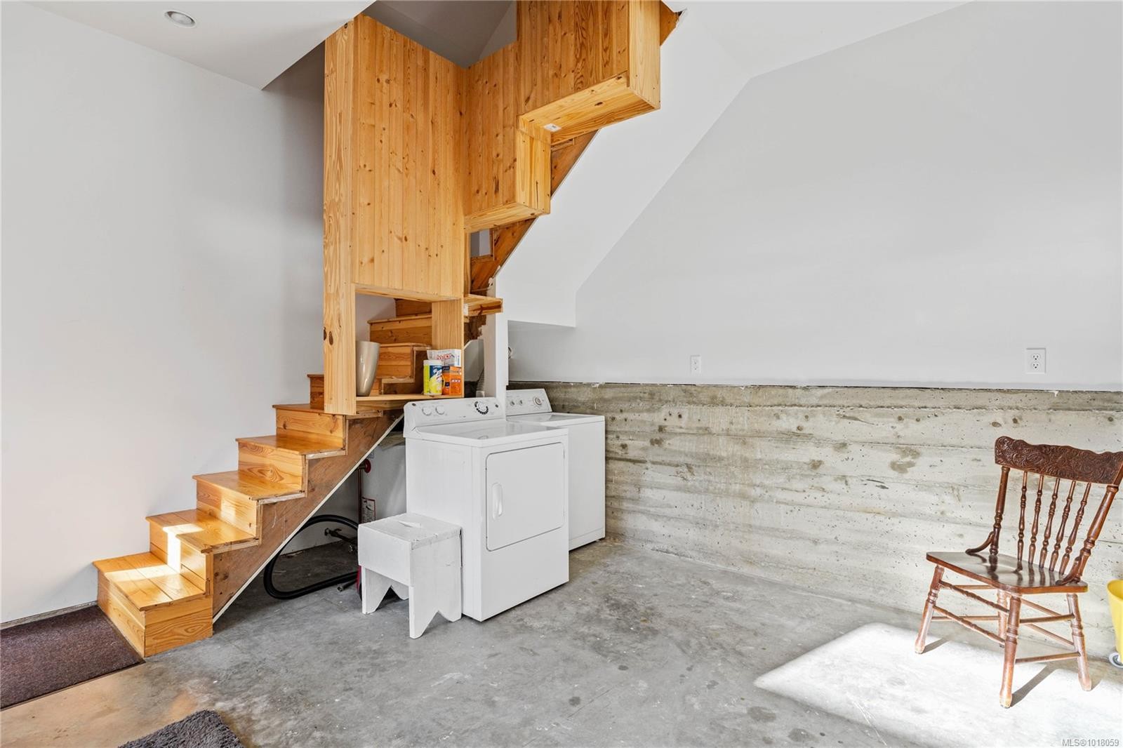 211 Long Harbour Rd, Salt Spring, BC