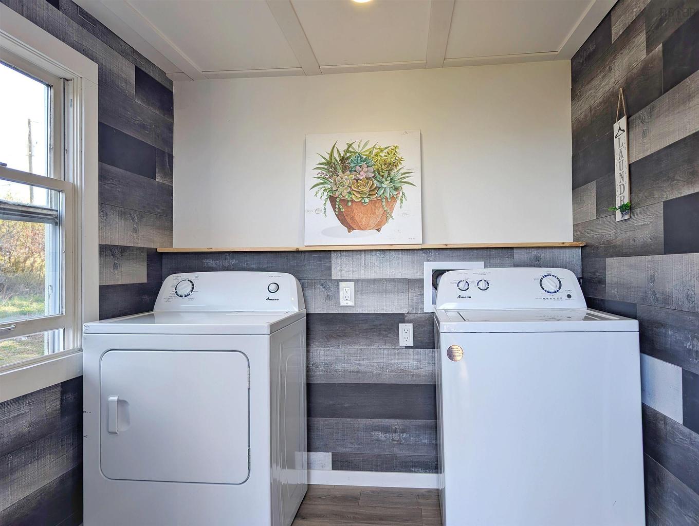 246 West Brooklyn Road, West Brooklyn, NS