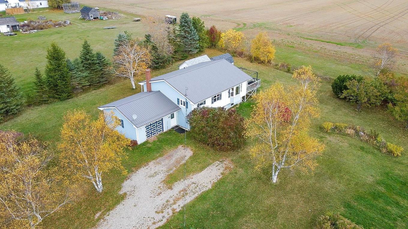 438 Diversion Road, Mount Pleasant, PE