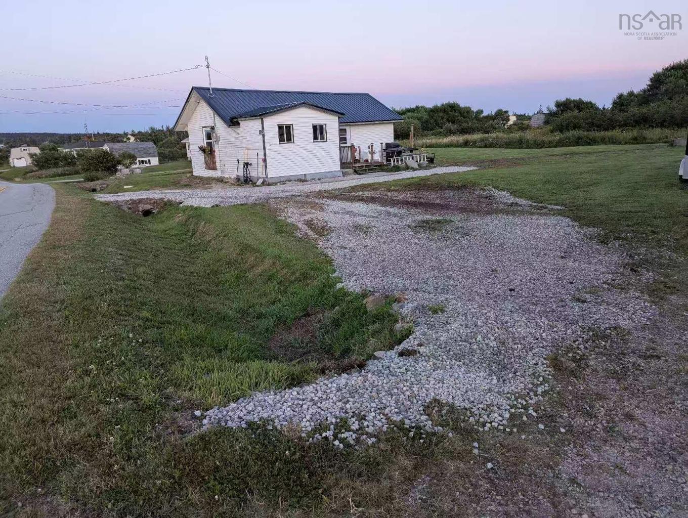 34 Club Road, Pinkneys Point, NS