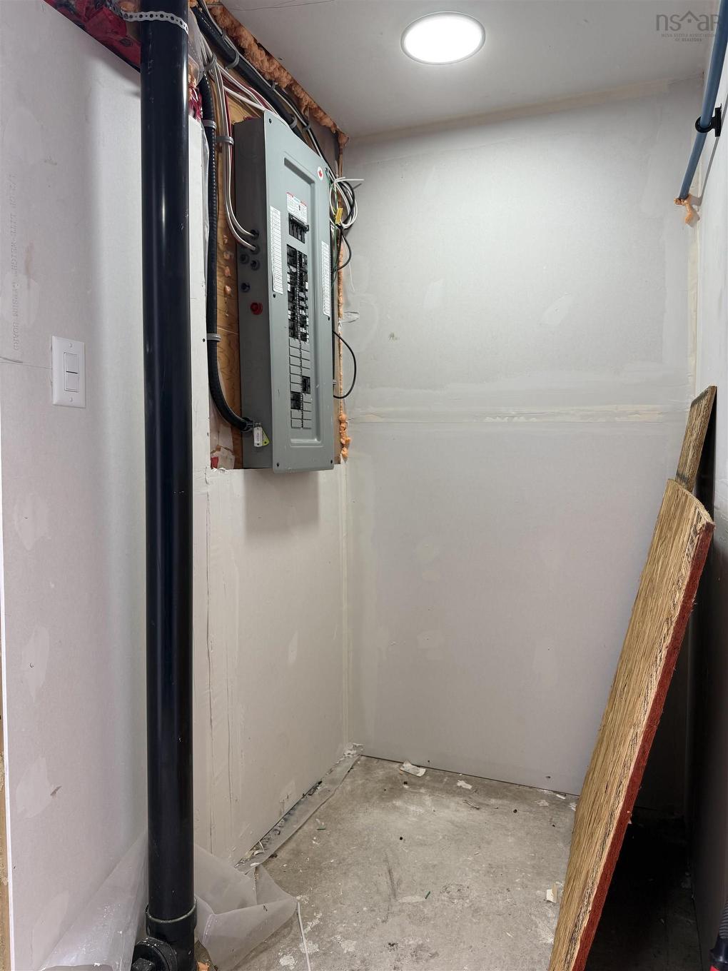 10 Pioneer Street, Springhill, NS