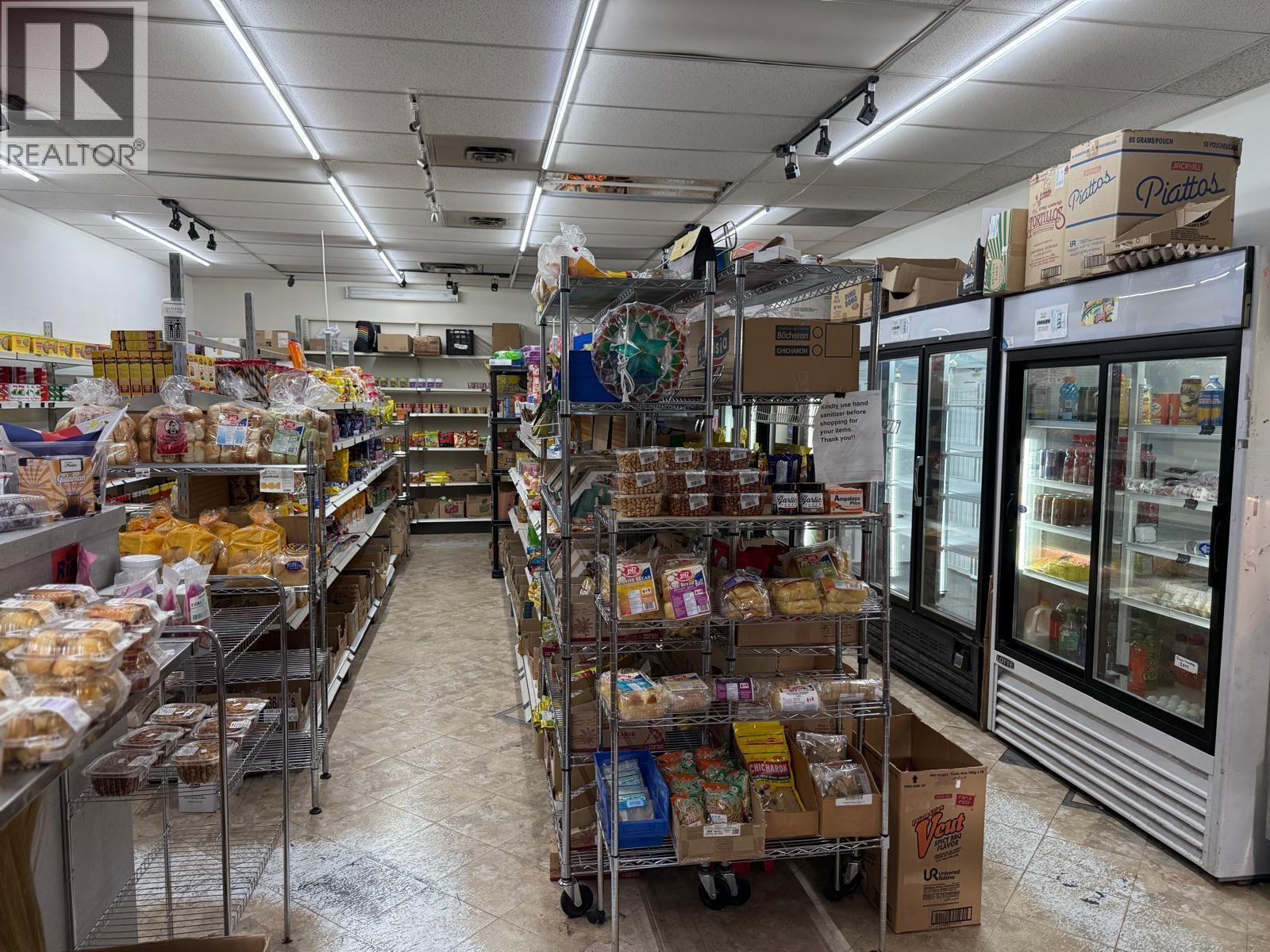 919 12Th Street, New Westminster, BC