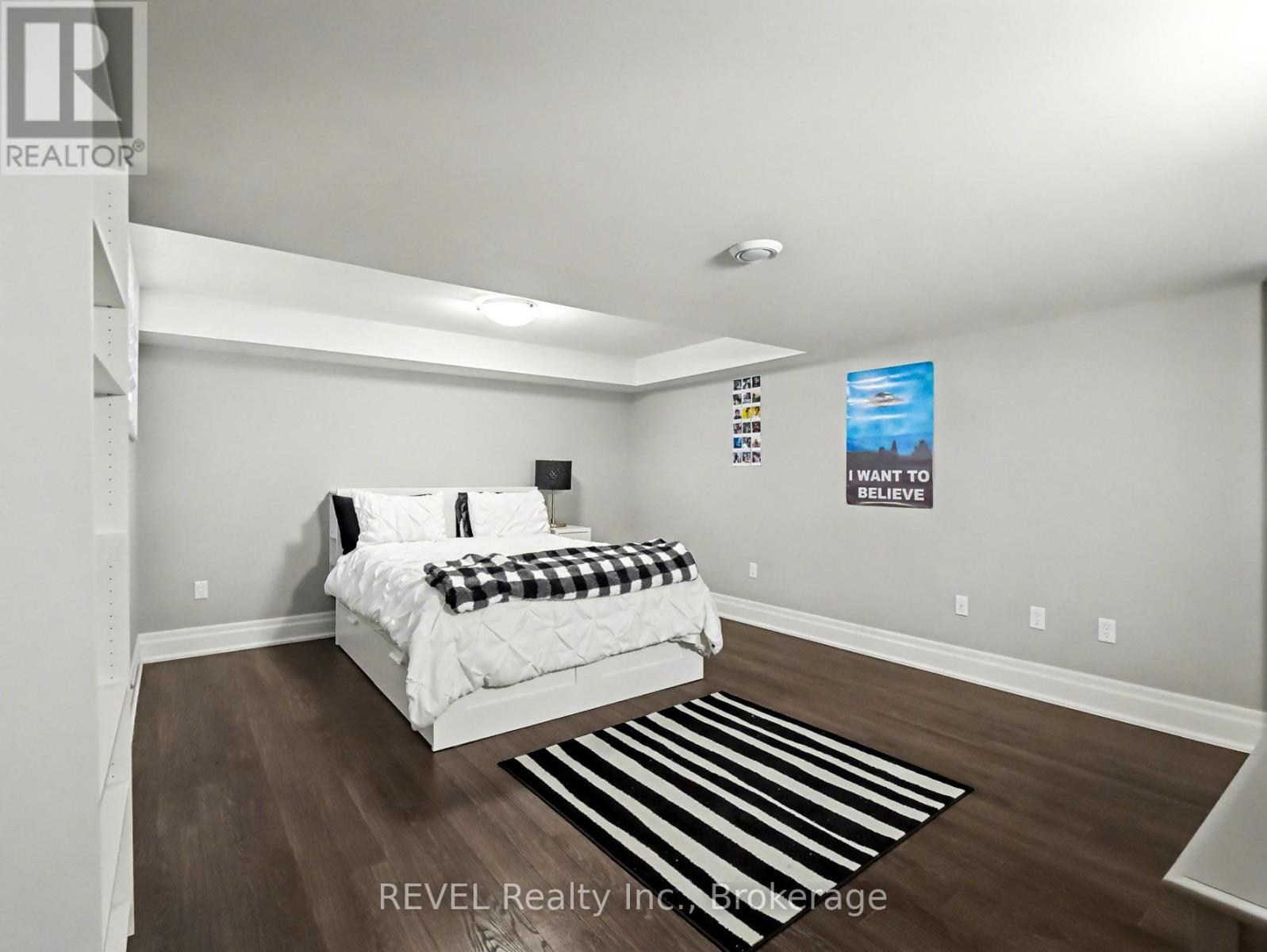 A7 - 7 Aberdeen Lane S, Niagara-On-The-Lake (Town), ON - Indoor Photo Showing Bedroom