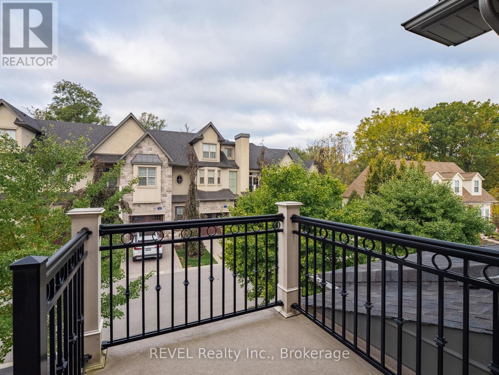 A7 - 7 Aberdeen Lane S, Niagara-On-The-Lake (Town), ON - Outdoor With Balcony
