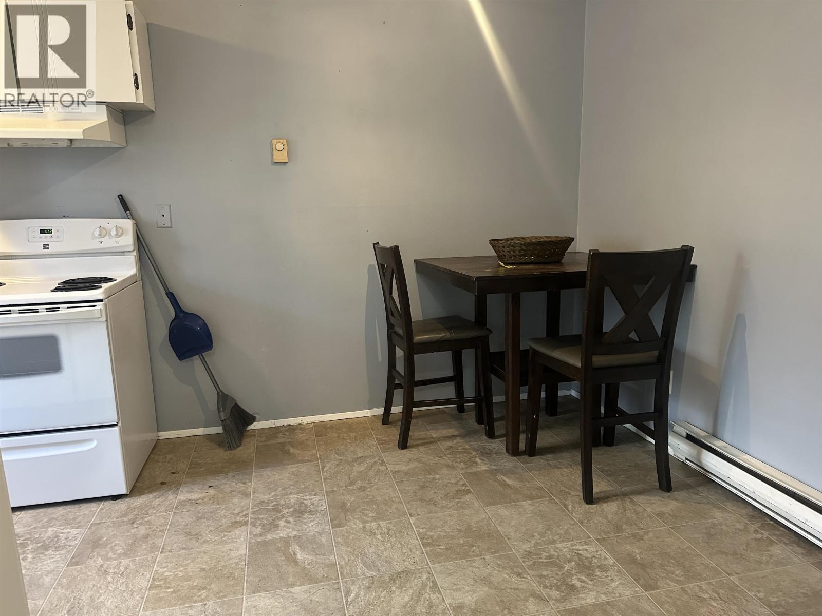 25 605 Carson Drive, Williams Lake, BC - Indoor