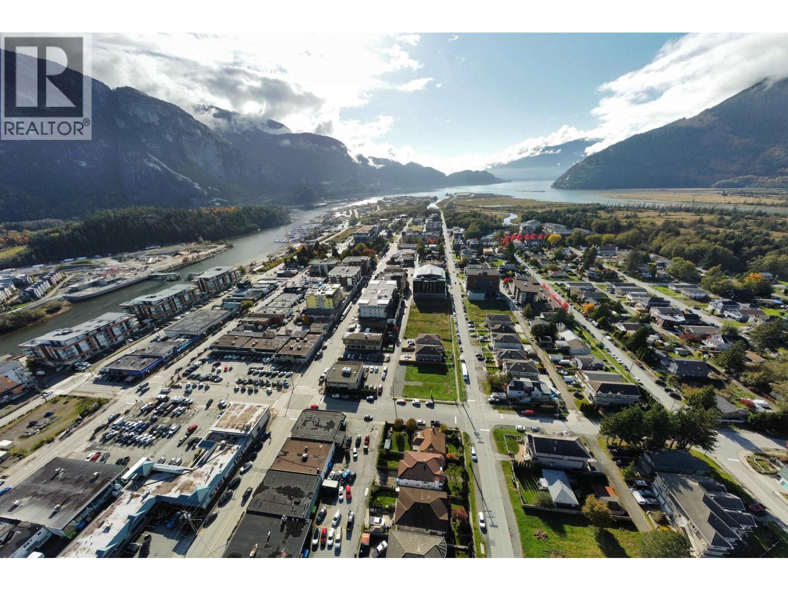 38086 Third Avenue, Squamish, BC