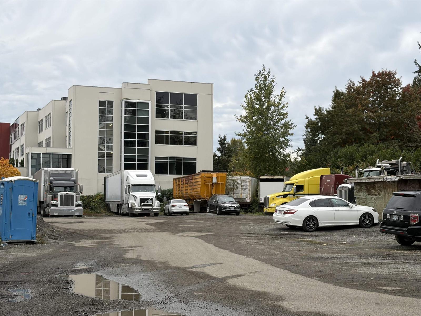 6728 152 Street, Surrey, BC