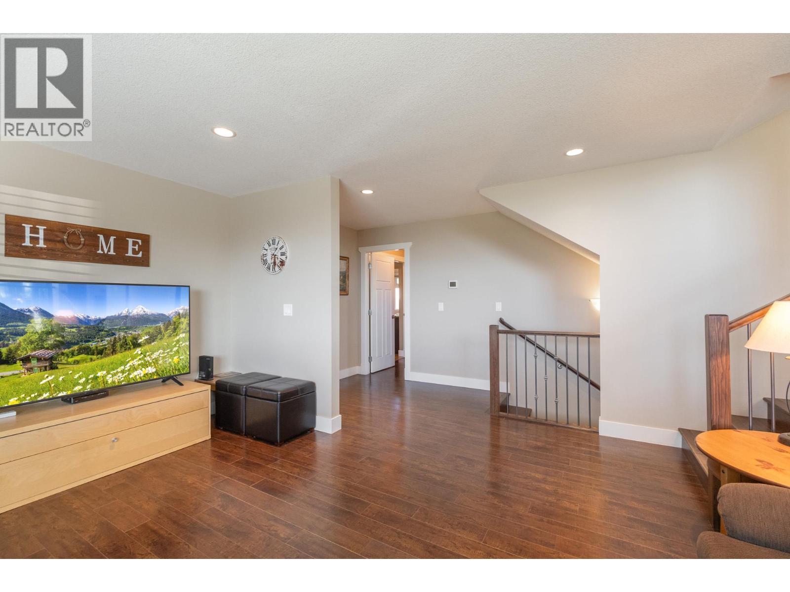 3769 Spiers Road, Kelowna, BC - Indoor