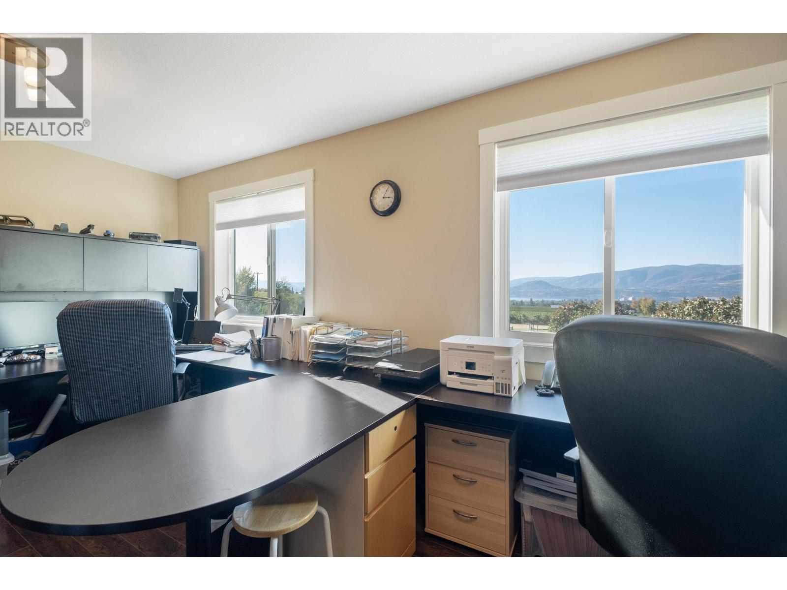 3769 Spiers Road, Kelowna, BC - Indoor Photo Showing Office