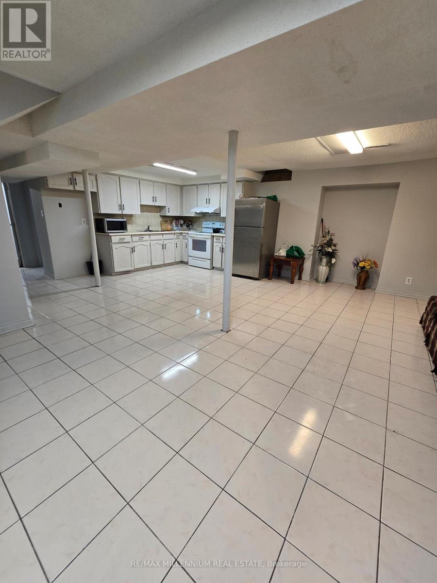 83 Cinrickbar Drive, Toronto, ON