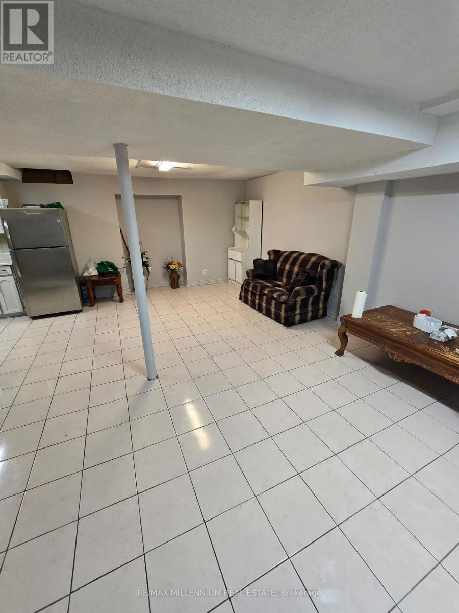 83 Cinrickbar Drive, Toronto, ON