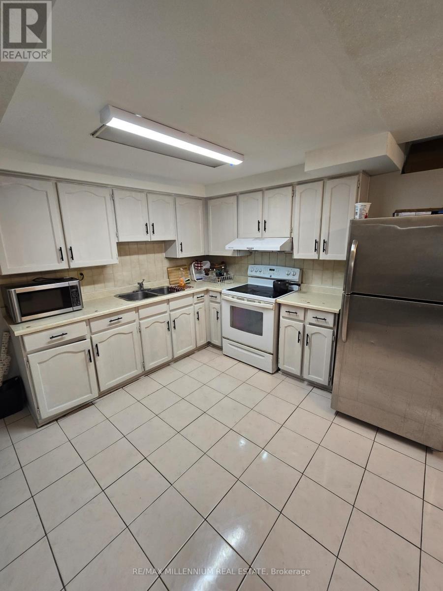 83 Cinrickbar Drive, Toronto, ON