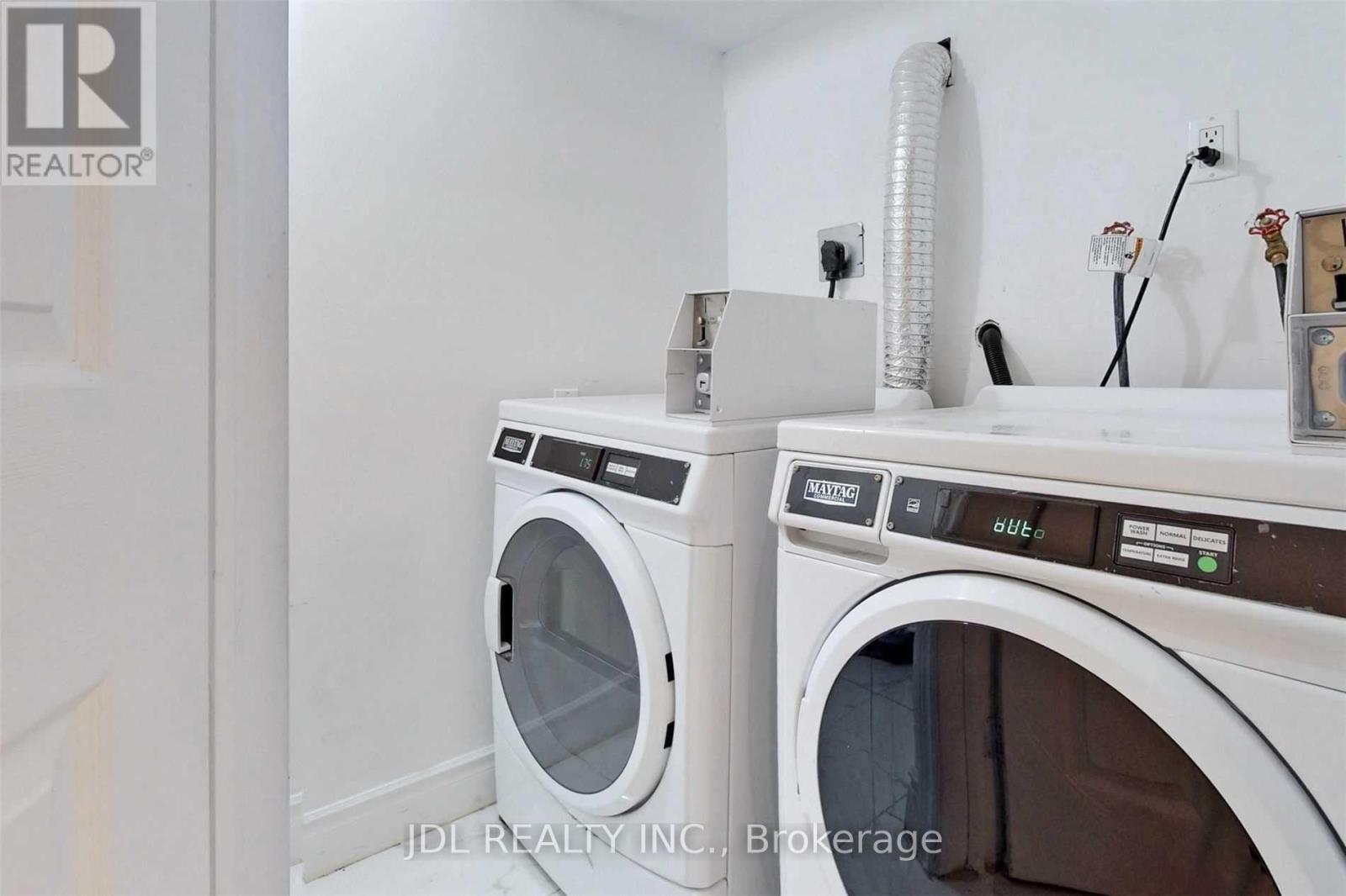216 Mc Caul Street, Toronto, ON - Indoor Photo Showing Laundry Room