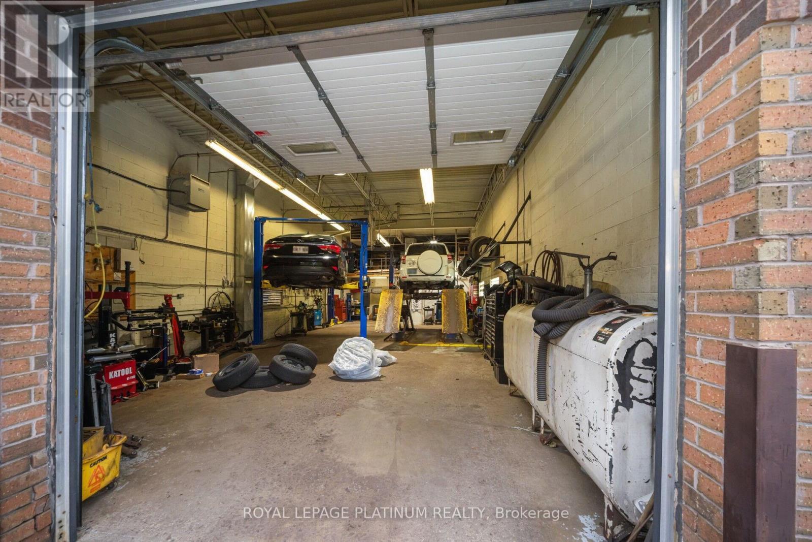 Unit 10 - 85 Rosedale Avenue W, Brampton, ON